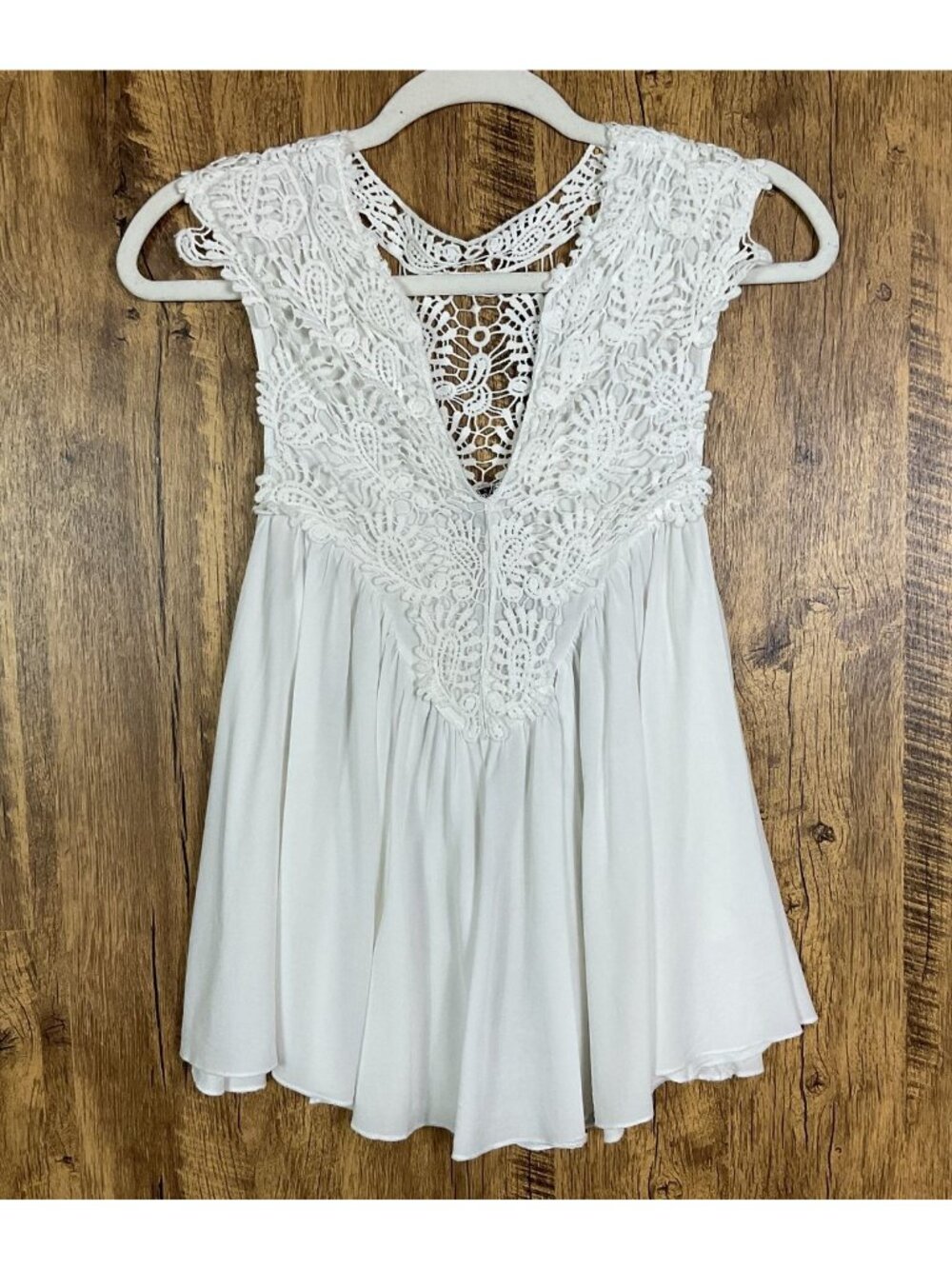 Moon Collection Los Angeles White Crochet Lace Babydoll Tunic Top Medium